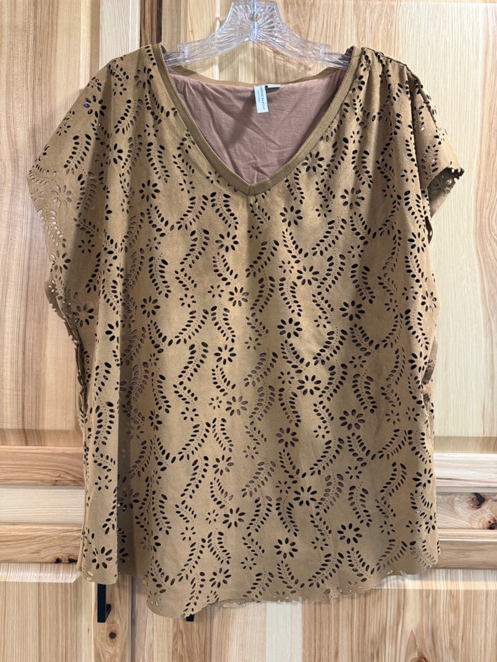 Katherine Barclay Tan Faux Suede Laser-Cut V-Neck Western Blouse Top Size M